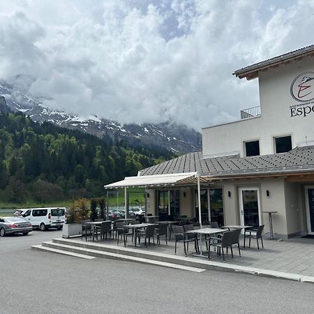 Hotel Espen Engelberg Bagian luar foto