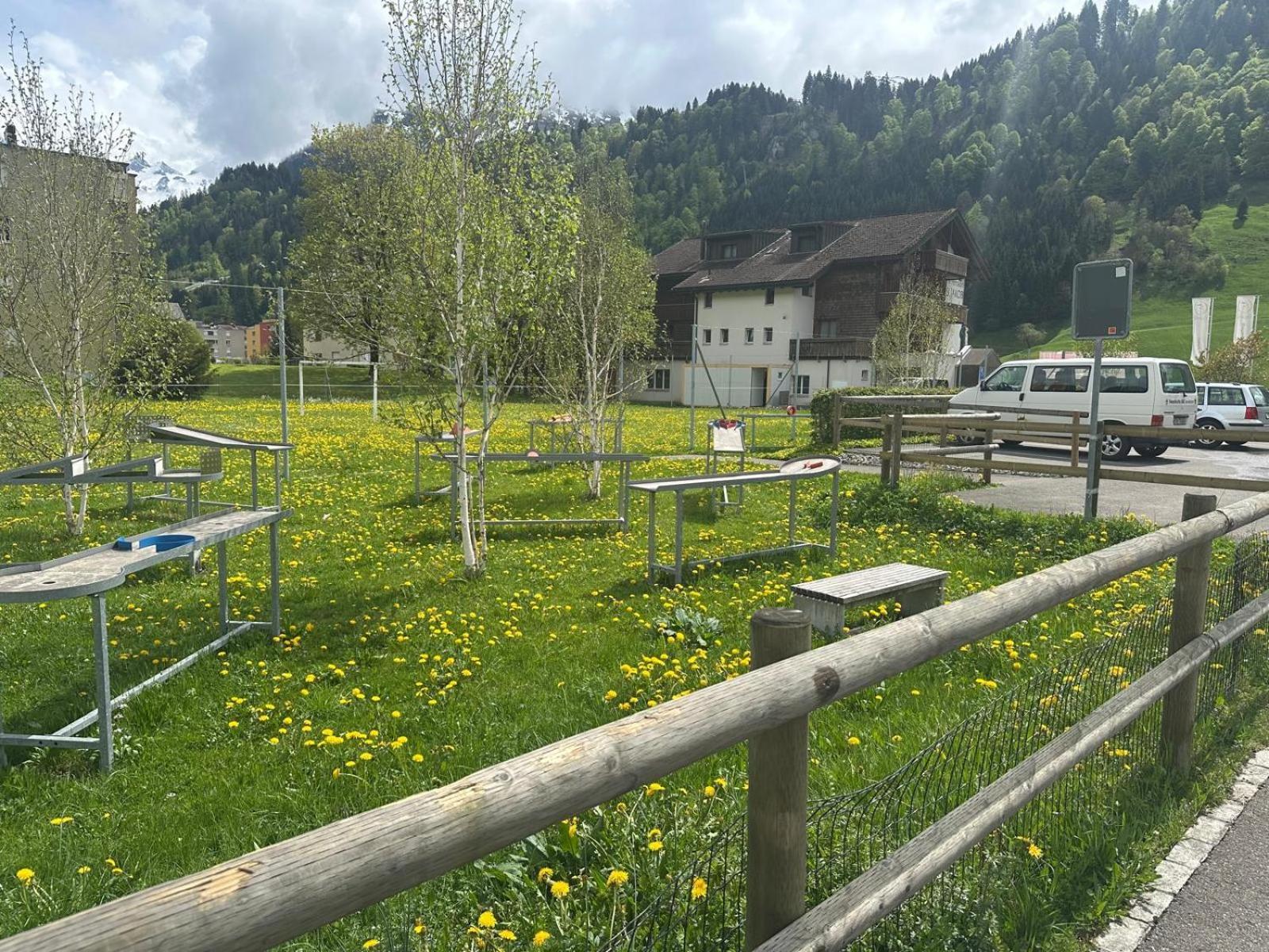 Hotel Espen Engelberg Bagian luar foto