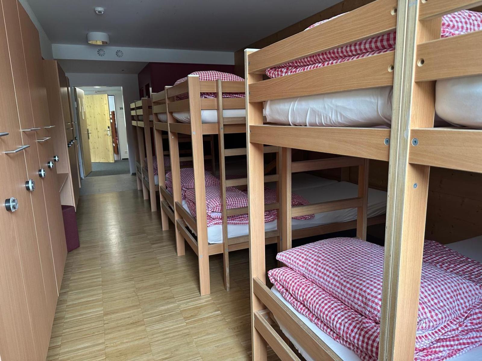 Hotel Espen Engelberg Bagian luar foto